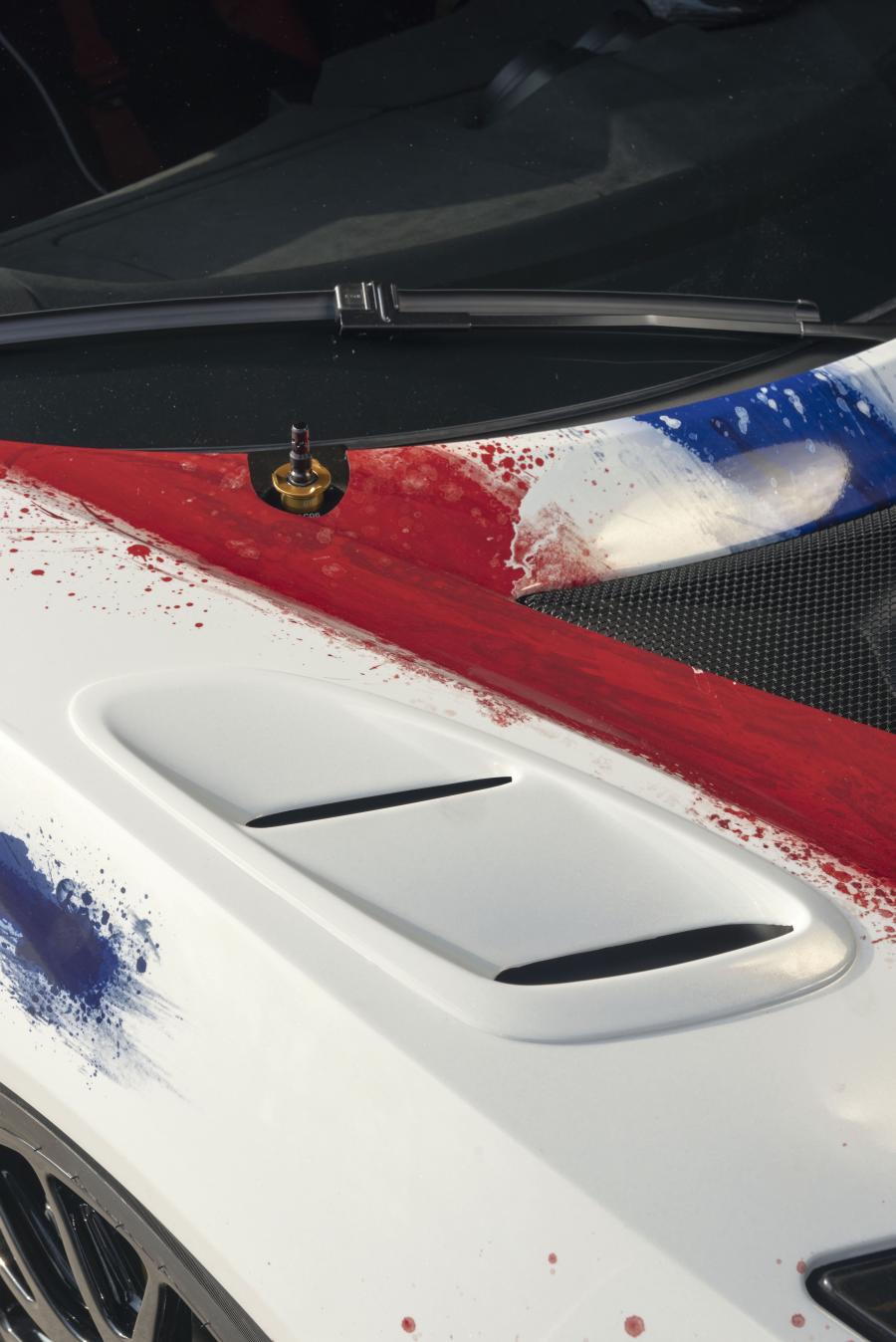 Детали экстерьера Lotus Evora GT4 Concept 2019 года  (фото 12 из 30)